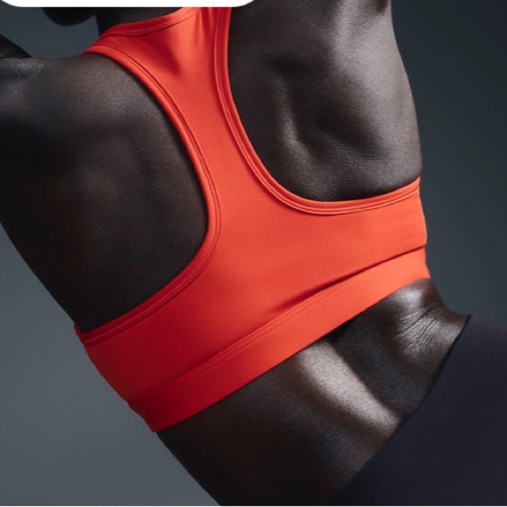 NWT Nike Swoosh Medium Support Padded Bra - Picture 3 of 3